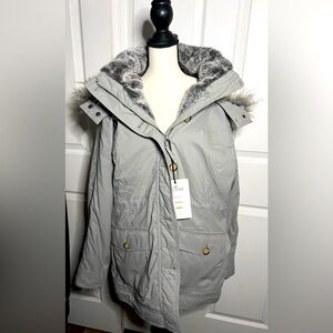 NWT Women’s long Hollister jacket